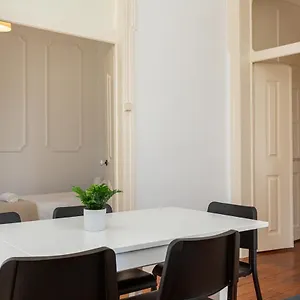 4br - Location Appartement